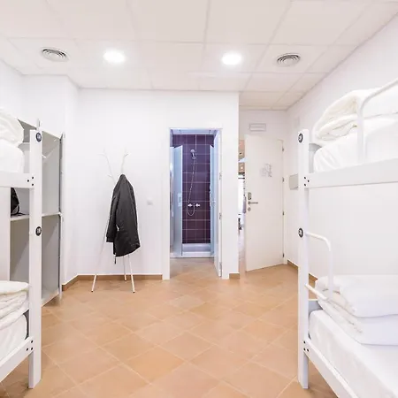 Hostal Benarrabá Hostel