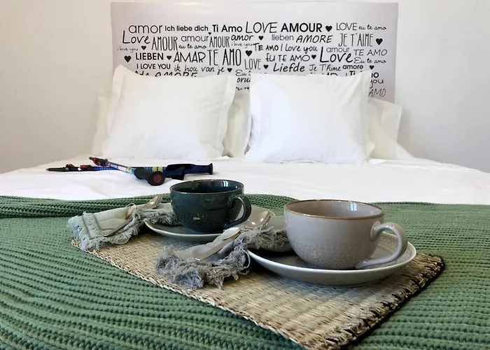 Albergue Benarrabá Hostel