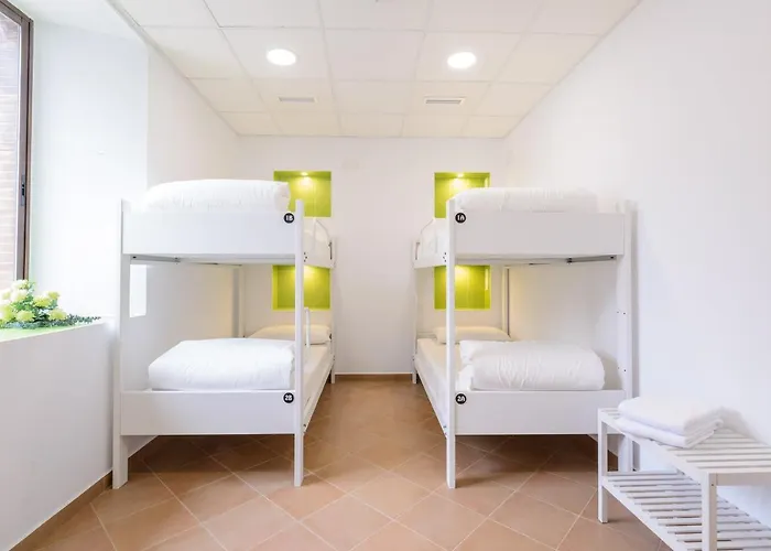 Benarrabá Hostel *