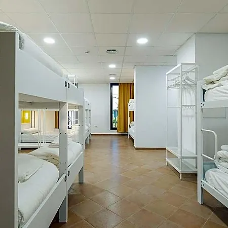 Hostel Benarraba Hostel *