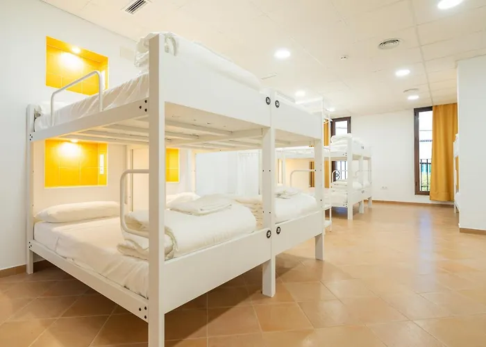 Benarraba Hostel *