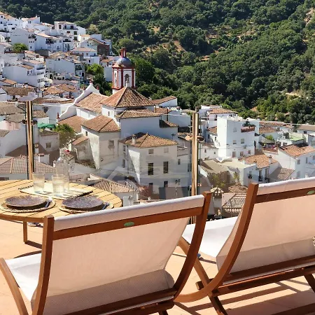 بيت شباب Benarraba Hostel