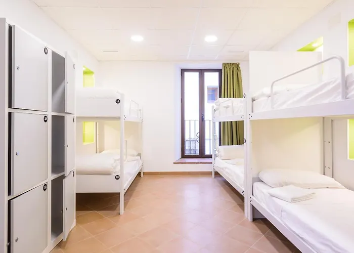 Benarraba Hostel ホステル Benarrabá