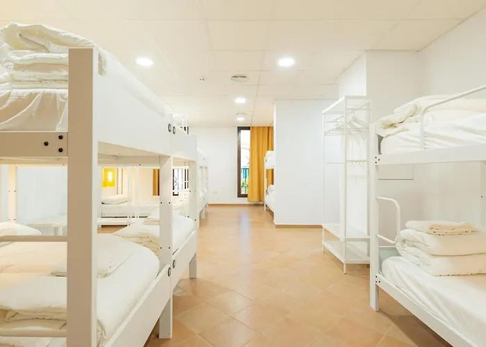 Benarraba Hostel ホステル
